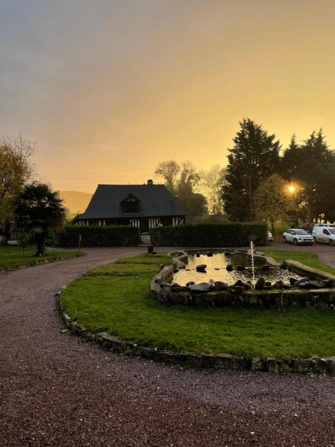 Gites - Domaine De Geffosse Pont-Évêque Exteriér fotografie
