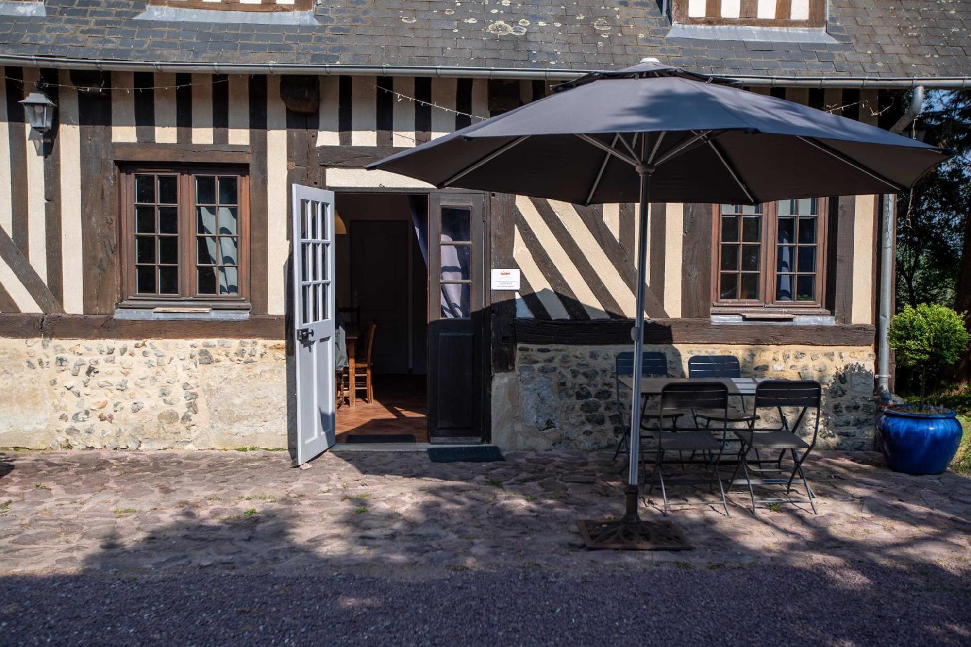 Gites - Domaine De Geffosse Pont-Évêque Exteriér fotografie