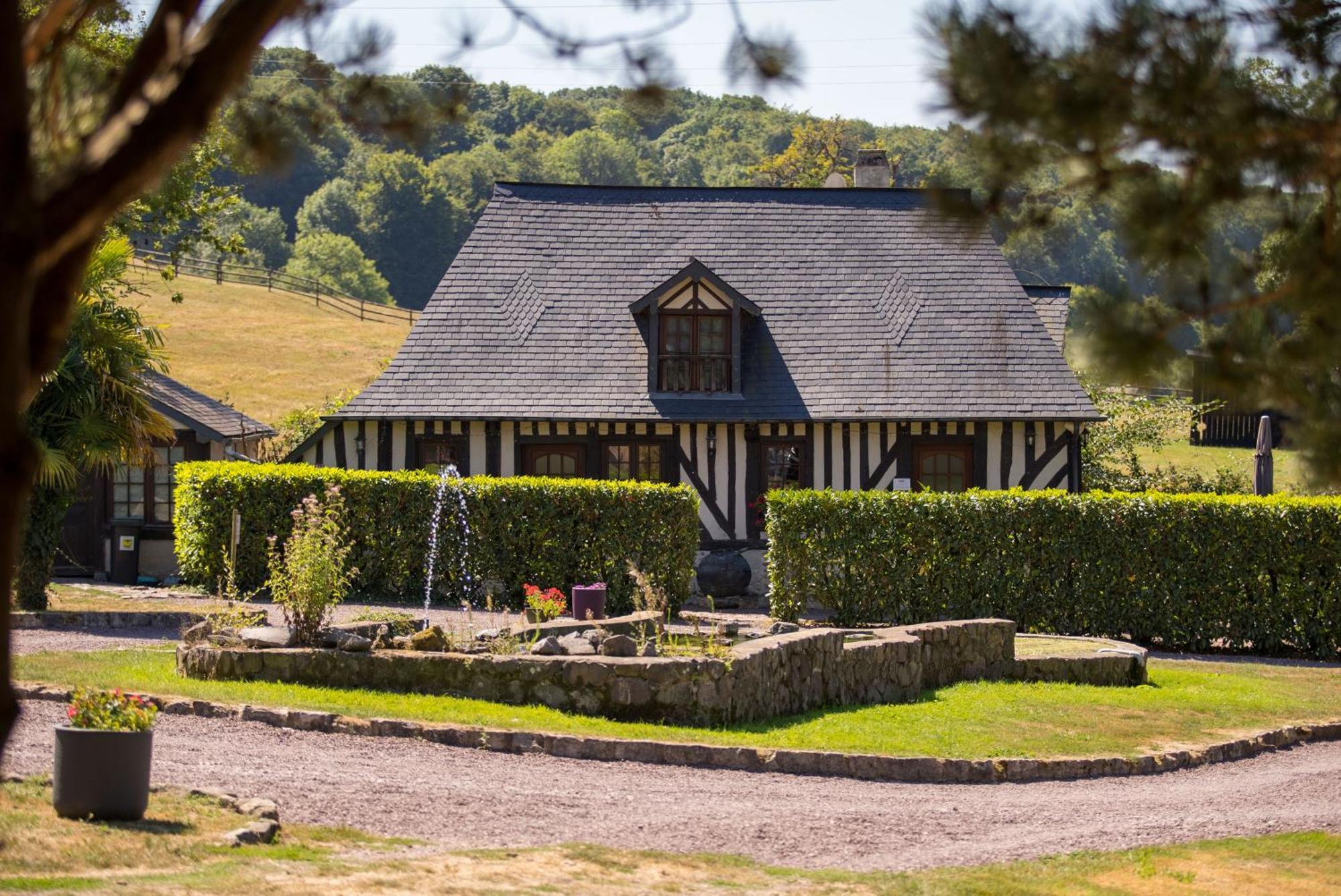 Gites - Domaine De Geffosse Pont-Évêque Exteriér fotografie