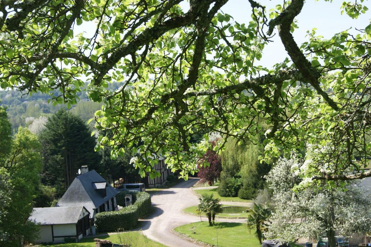 Gites - Domaine De Geffosse Pont-Évêque Exteriér fotografie